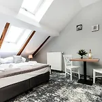 L5 Aparthotel 3*
