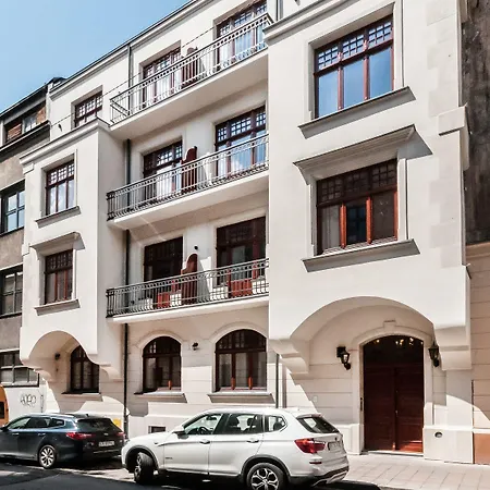 L5 Ξενοδοχείο με διαμερίσματα Krasków