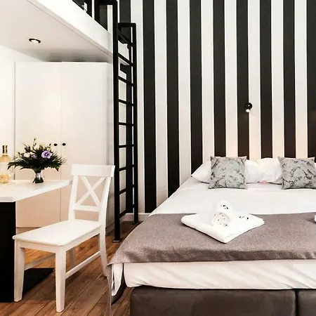 Ξενοδοχείο με διαμερίσματα L5 Krasków